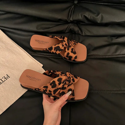 Sandalias tipo zueco con plataforma y estilo francés