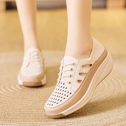 Zapatos de tacón de cuña con perforaciones transpirables para mujer