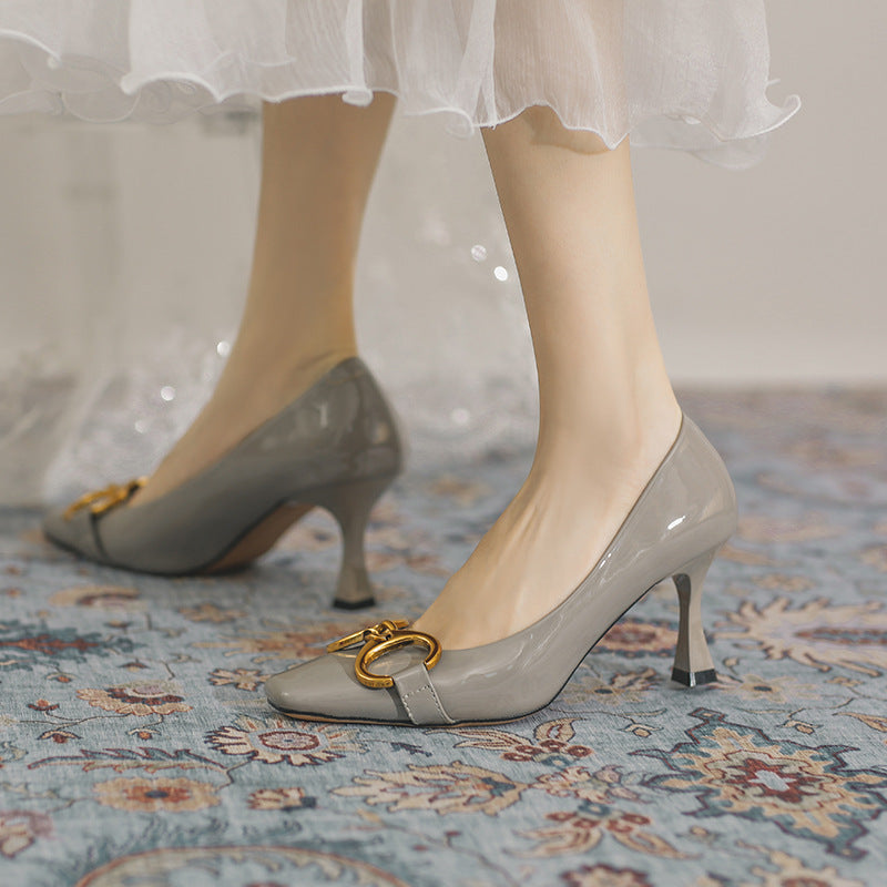 Tacones de corte bajo estilo moderno – Nuevo